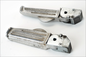 Sym Joymax 300i 12 16 pedane pedalini passeggero originali