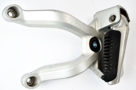 Kawasaki KLV 1000 04 06 pedana pedalino passeggero destra originale