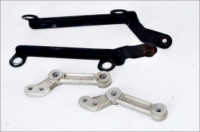 BENELLI LEONCINO 500 17 20 Original complete front fender brackets