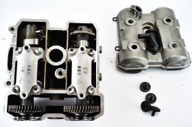 Kawasaki KLV 1000 04 06 testata posteriore con alberi a camme coperchio molle e valvole originale