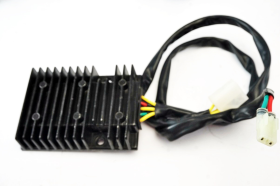 KYMCO PEOPLE S 125 21 25 regolatore di tensione originale