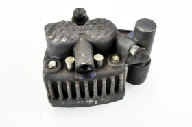 Aprilia Leonardo 250 01 04 pinza freno anteriore originale