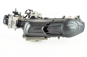 Piaggio Beverly 300 i.e. 10 16 motore completo di tutte le sue parti originale