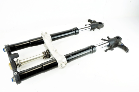 SUZUKI GSX R 750 2008 2010 forcella con piastre originale